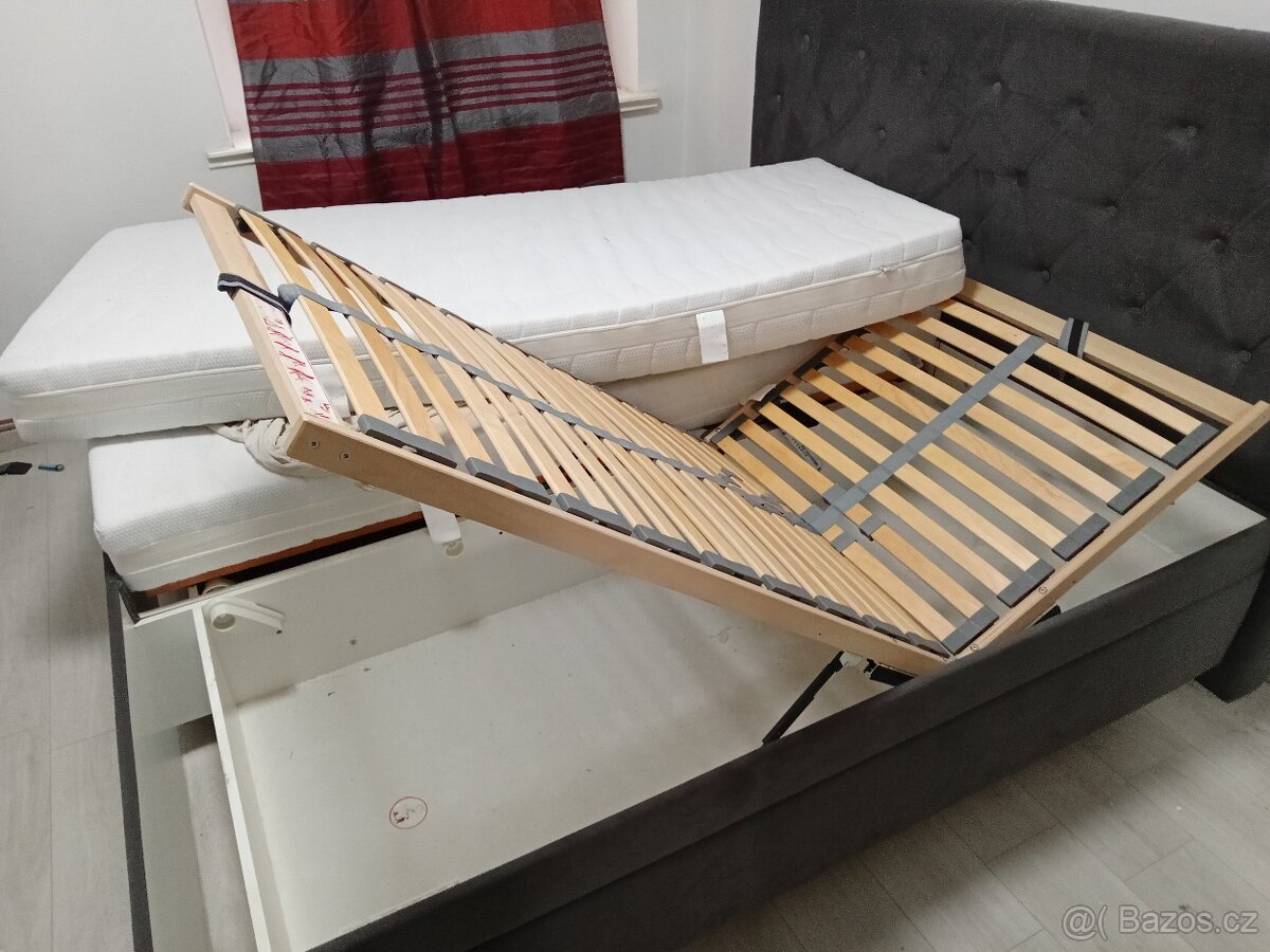 Ložnice úložný prostor polohovatelná