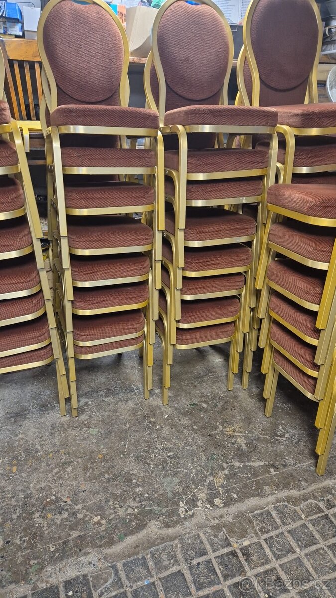 Stohovací židle - konferenční