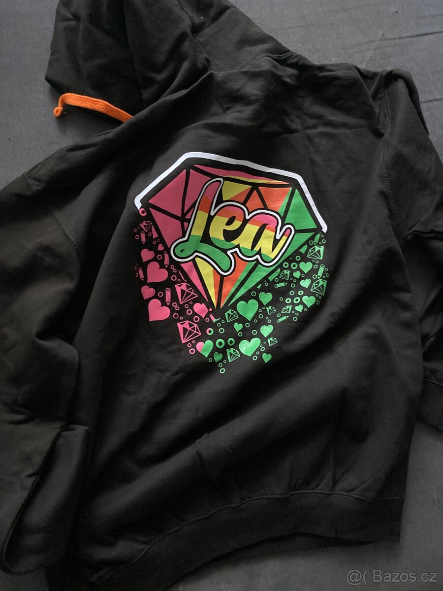 Nová YouTuber mikina Lea vel.cca.14,15,16 let.