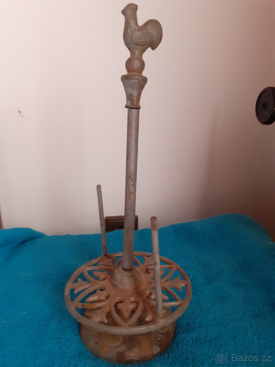 Retro stojan na papírové ubrousky,věšáky