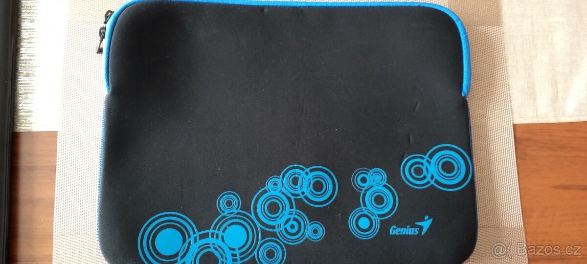 Pouzdro na notebook