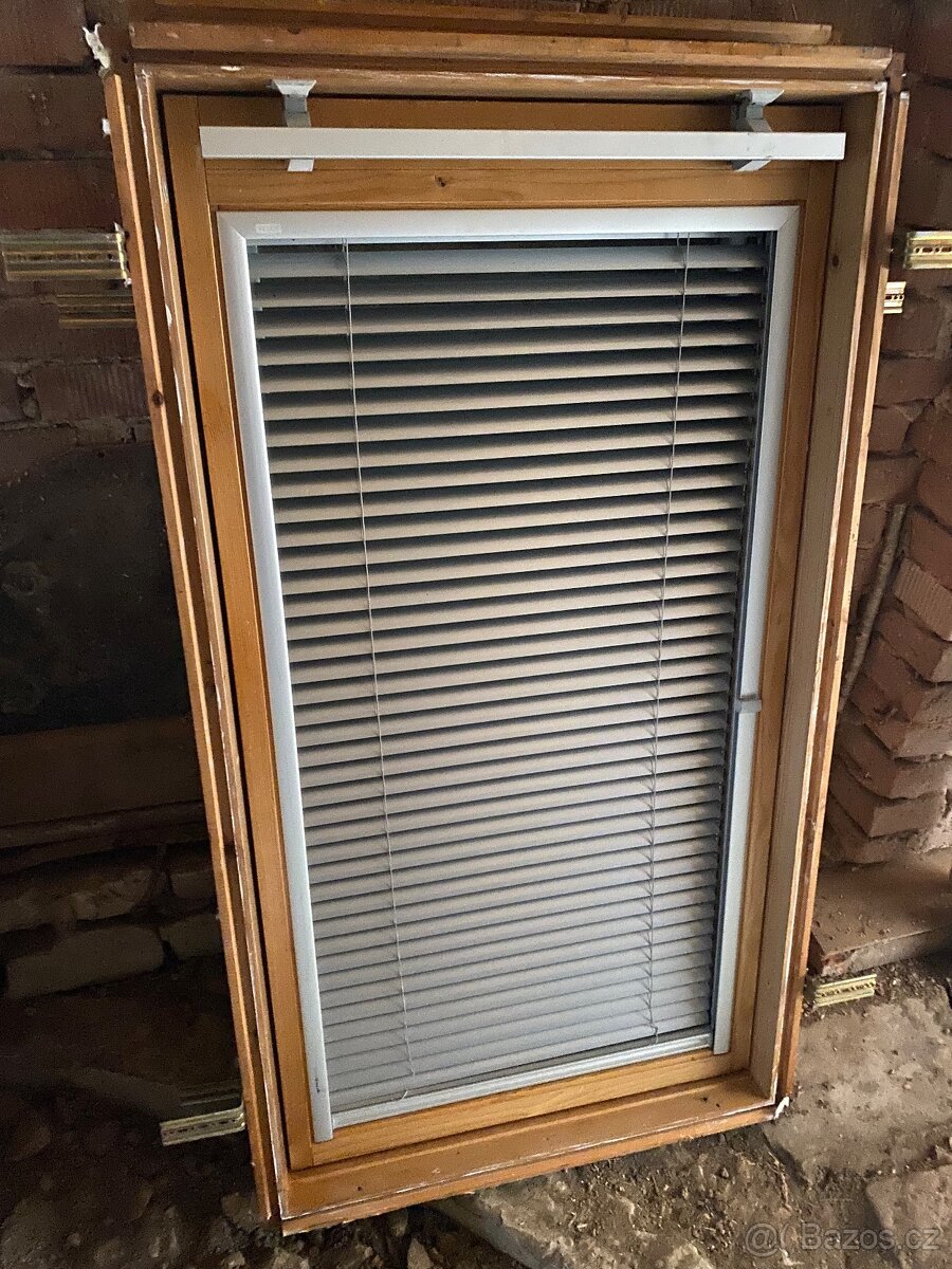 Střešní okna velux