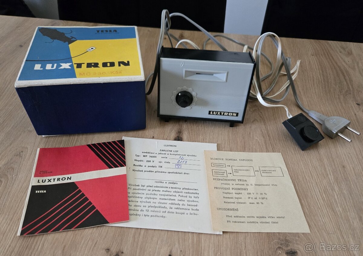 Elektrický zvětšovací osvitoměr Tesla Luxtron