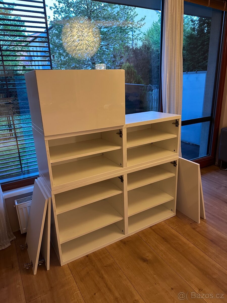 Ikea Besta skříňky
