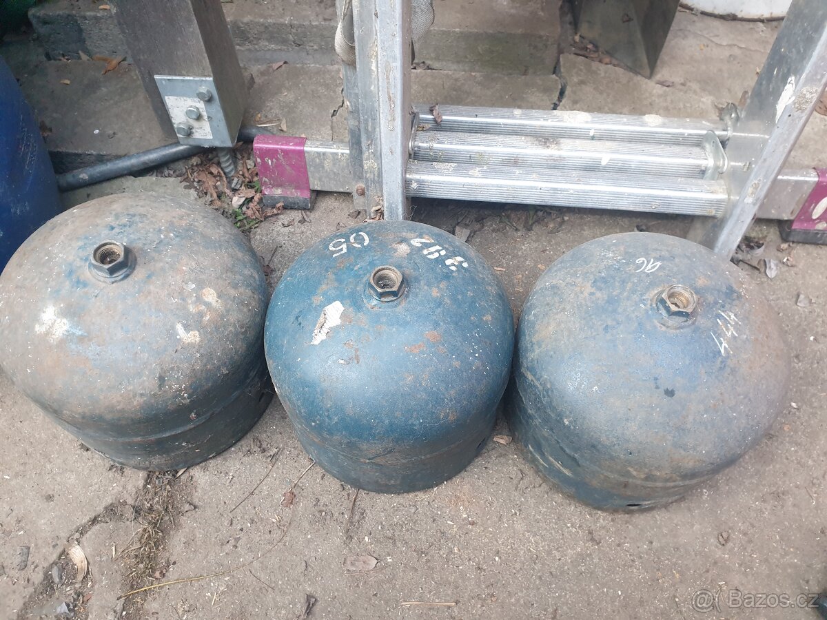 PROPAN BUTAN BOMBY 2KG
