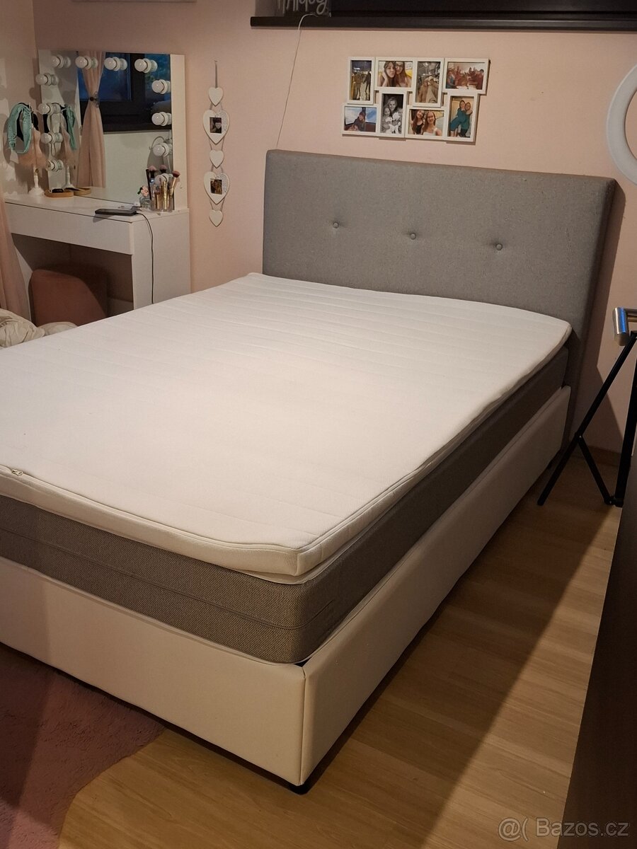 Jednolůžková čalouňená postel 140x200