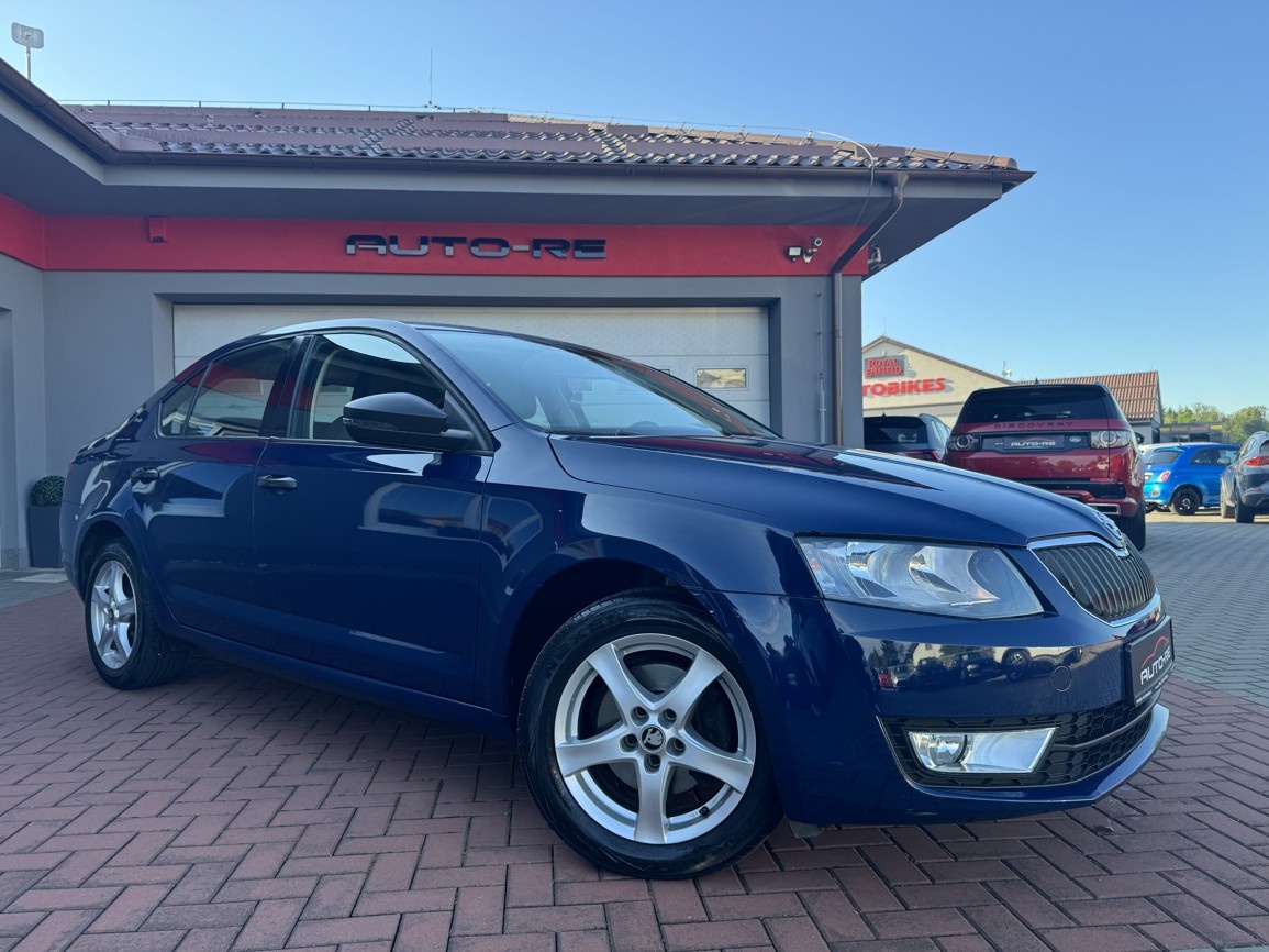 Škoda Octavia Active Klimatizace