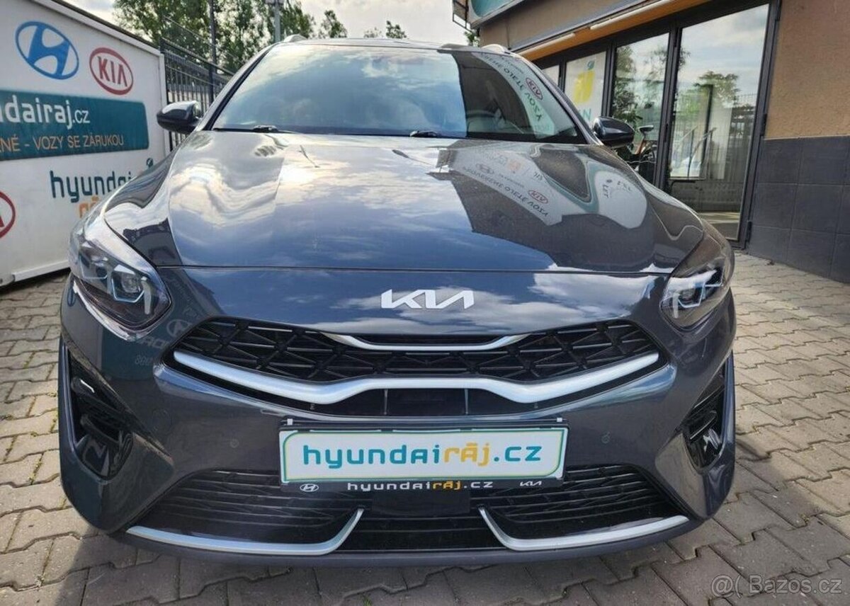 Kia Cee´d 1.5-GT-Line-1.majitel-V ZÁRUCE
