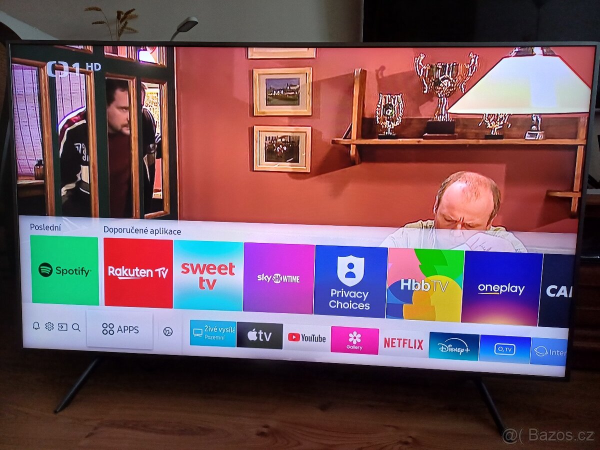 65" 4K QLED Smart Samsung QE65Q65R-úhlopříčka 165cm.