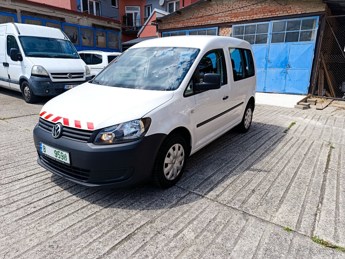 Volkswagen Caddy benzín plyn 106tkm