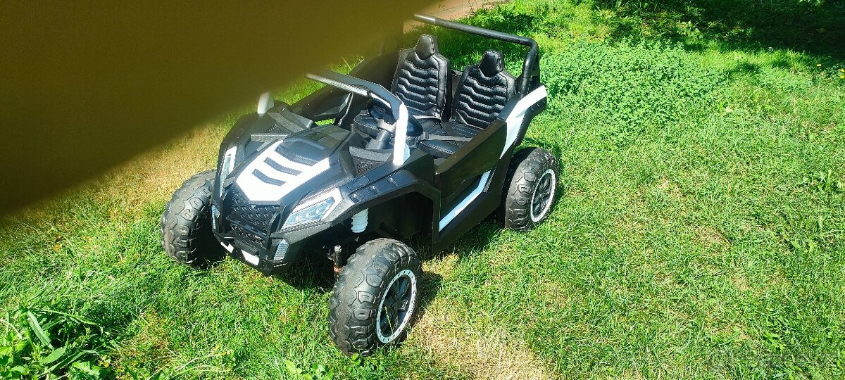 Dětské elektrické autíčko Buggy UTV 24V 4x4 vylepšená verze