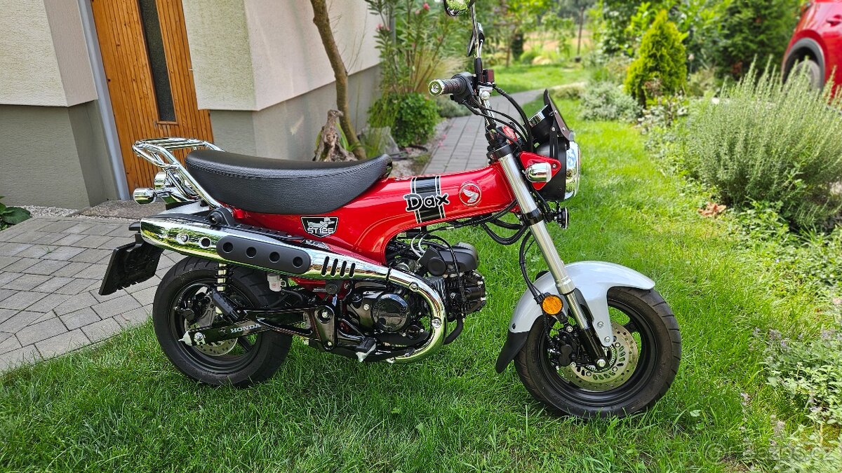 Honda DAX 125 2024