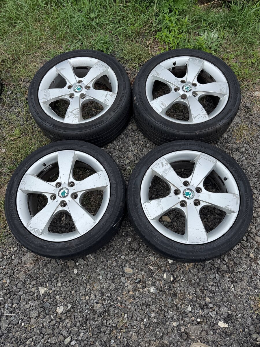 Alu kola Škoda 5x112 r17 225/45 r17