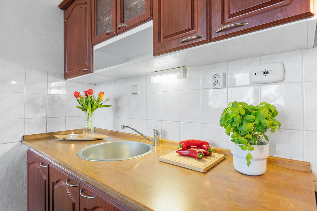 Pronájem bytu 2+KK, 42 m2 s výhledem a sklepem, Dobětice