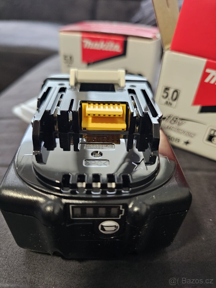 Akumulátor Makita 2ks