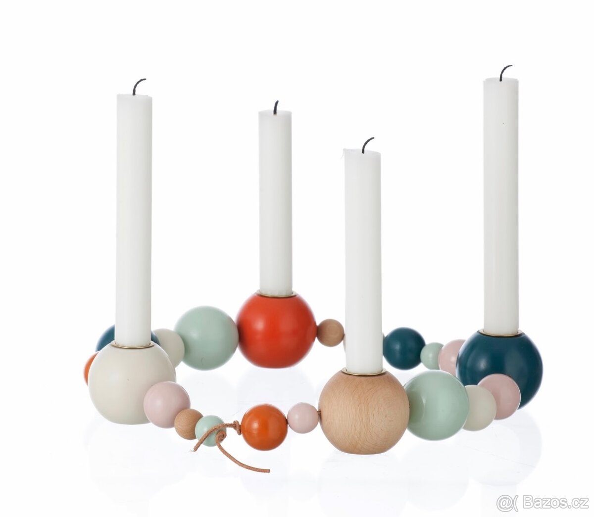 Dřevěný (nejen) adventní svícen Ferm Living