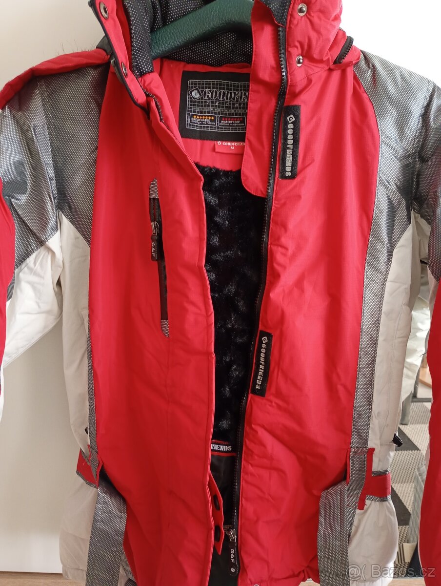 Dámská zimní bunda v.M