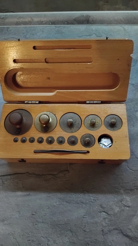 Sada měděných závaží