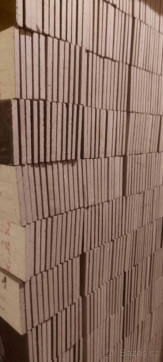 Kabřinec fasádní obklad pásek
