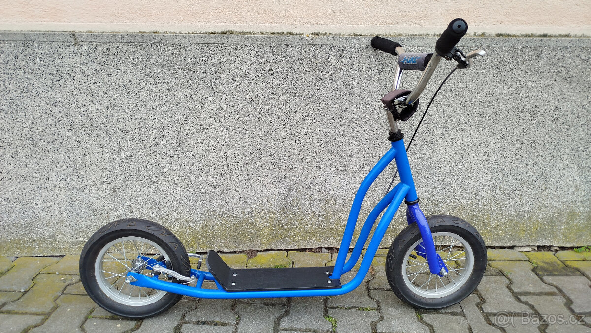 Dětská koloběžka F-Line 12" modrá