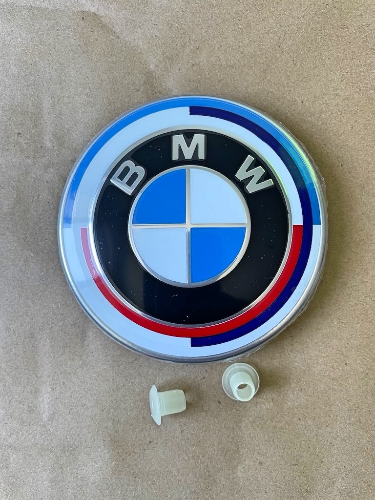 BMW emblem na kapotu 82mm