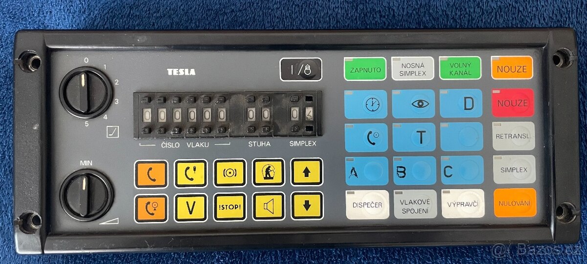 Radiostanice z lokomotivy Tesla TRS