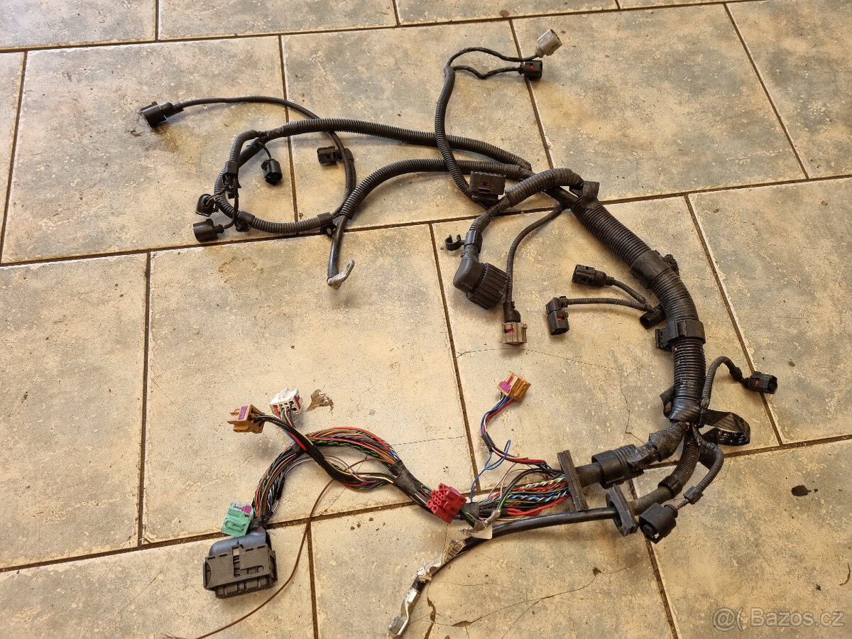 VW Multivan T5 2,5TDI BNZ/BPC, elektroinstalace