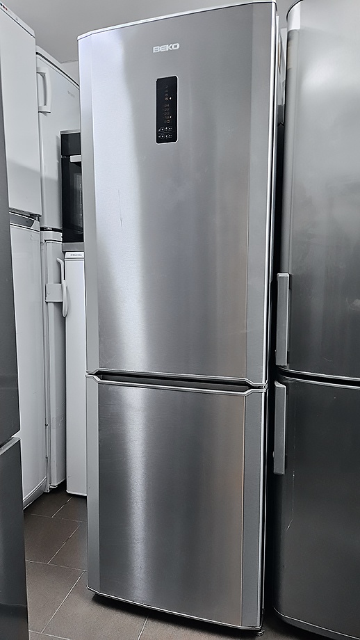Lednice s mrazákem BEKO - NO FROST, kombinovaná, výška 184