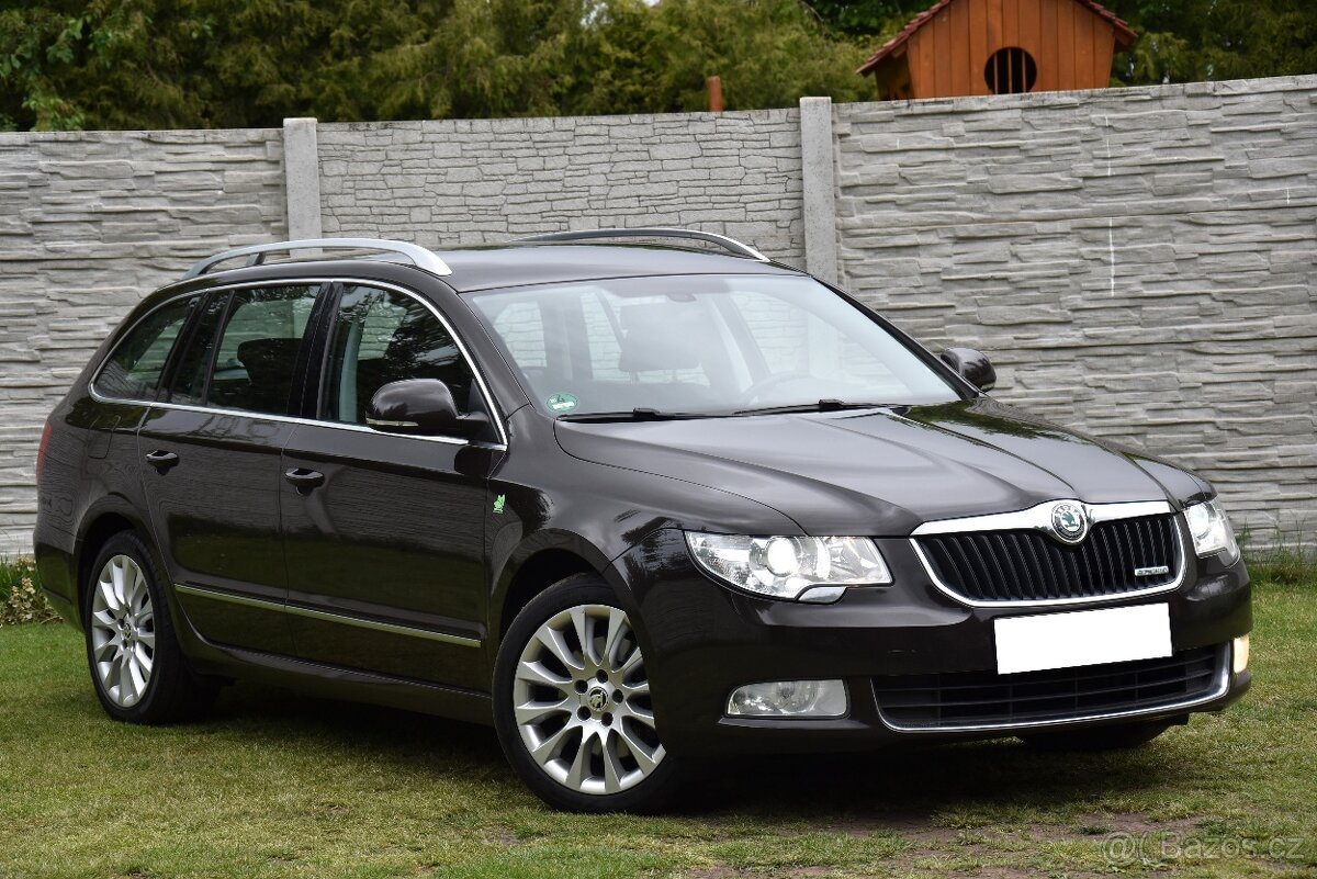 Škoda Superb II 1.6 TDi CR ELEGANCE,XENON,DKLIMA,TEMP,VÝHŘEV