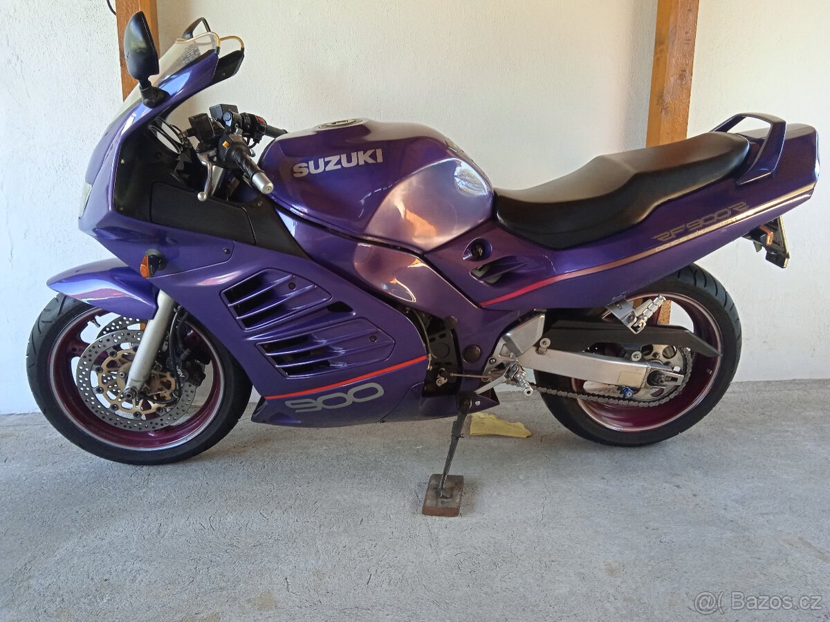 Suzuki RF 900 R,prosím číst celé