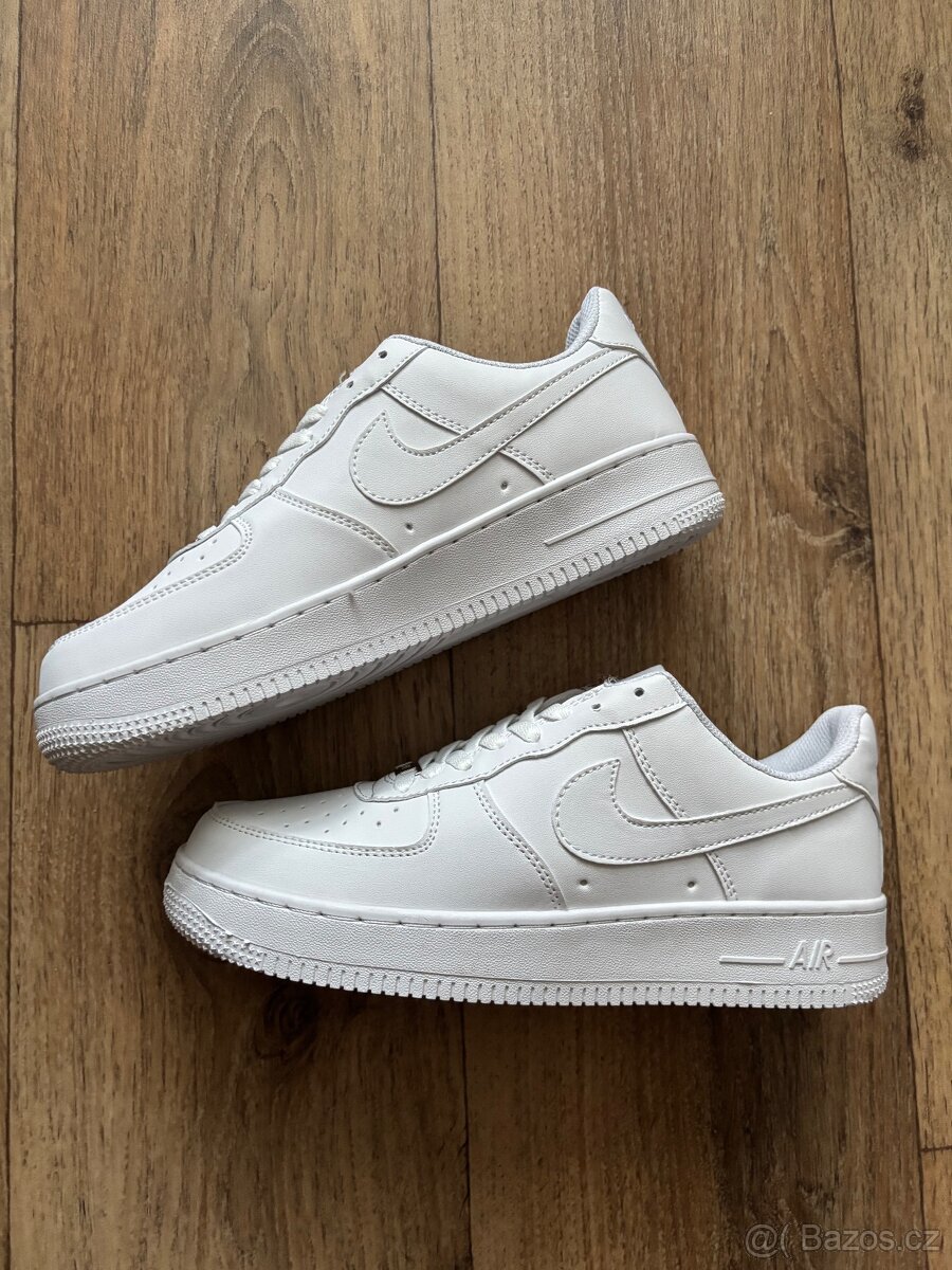 Nike Air Force 1 vel.43
