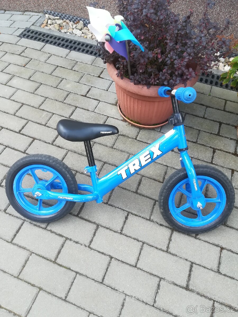 Dětské odrážedlo