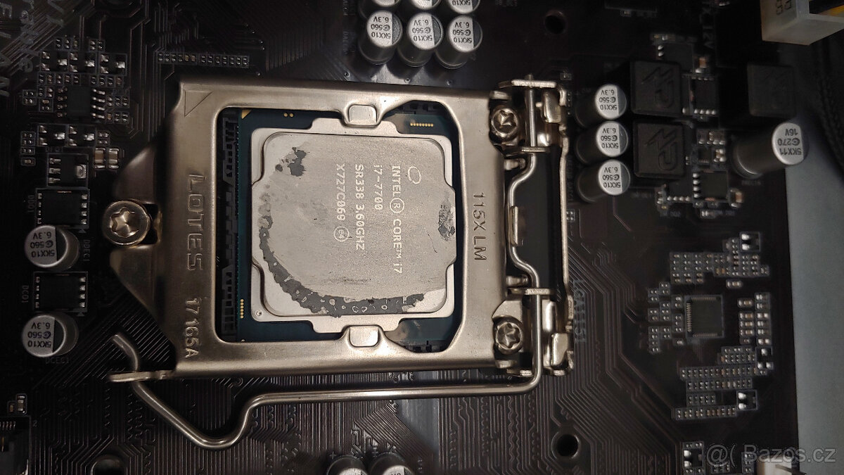 GIGABYTE GA-Q270M-D3H + i7-7700 + HyperX Predator 8GB
