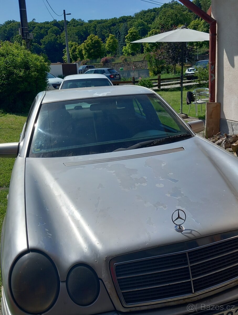 W 210