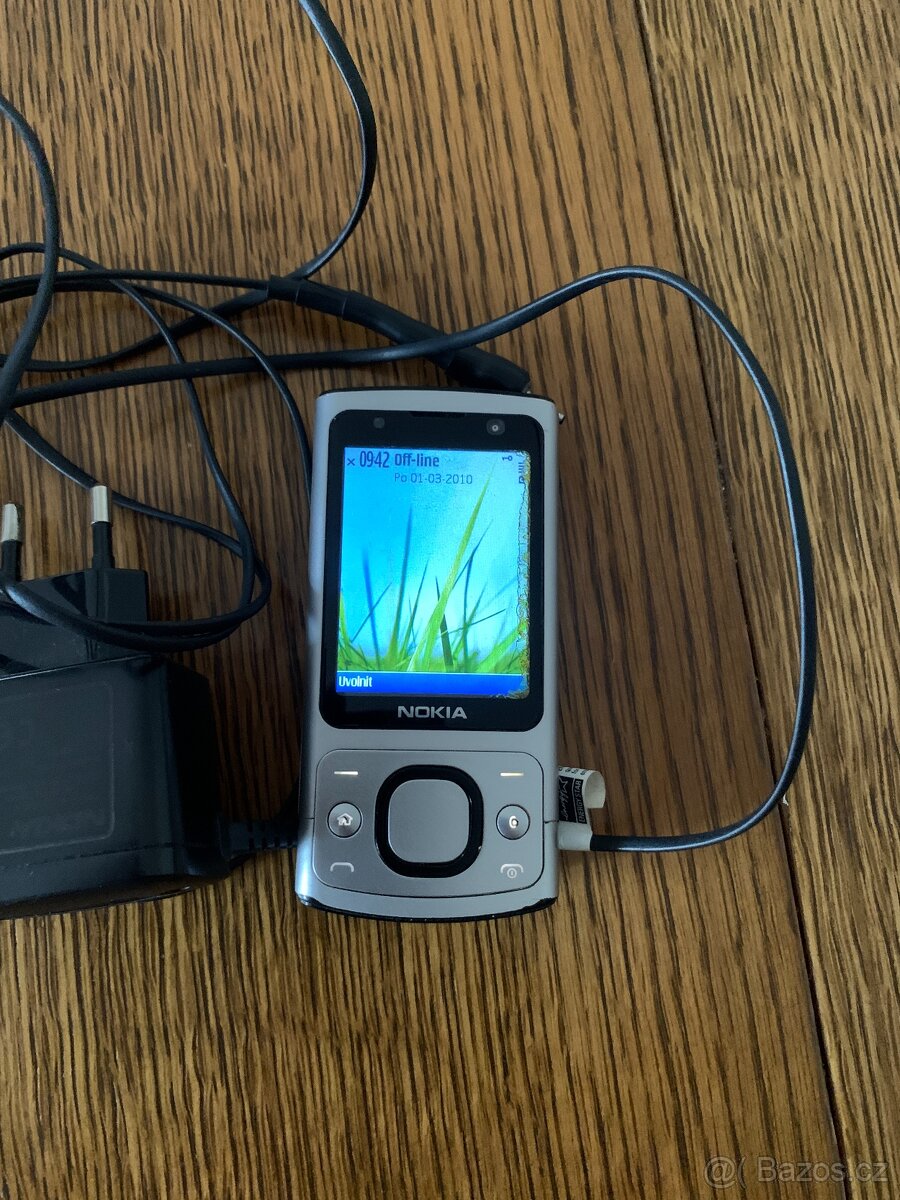 Nokia 6700s