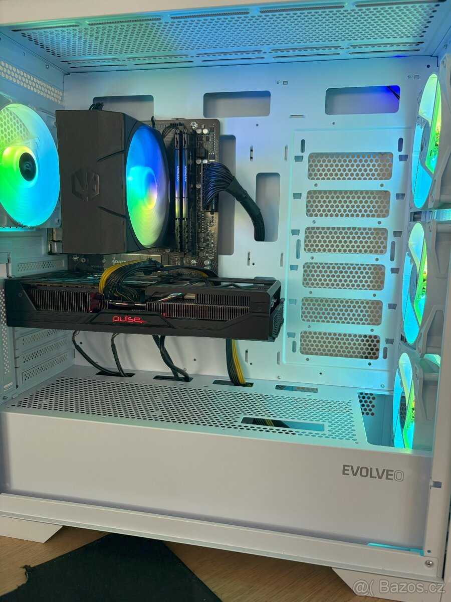 🎮 Hernà PC – Ryzen 5 3600 | RX Vega 56 | 16GB RAM