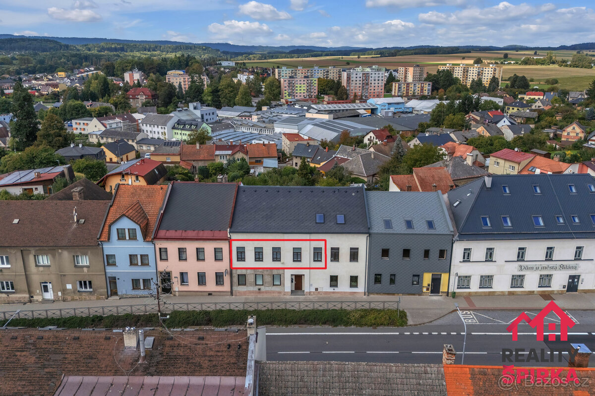 Prodej, byt 3+kk s balkonem, CP 83 m2, ul. Dobrovského, Lanš