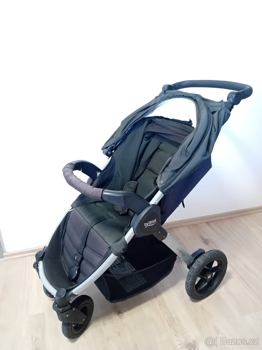 Sportovní kočárek britax