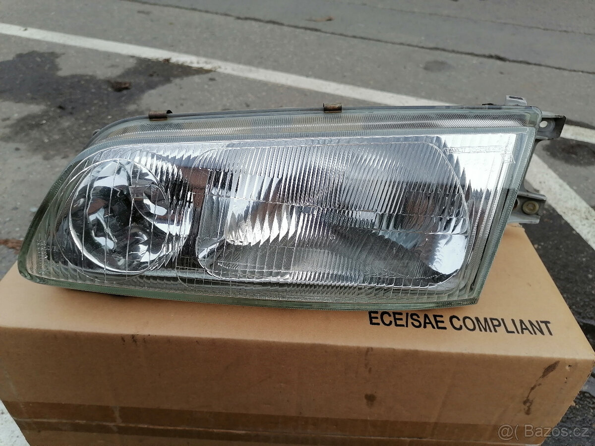 Světlomet Hyundai H1 valník