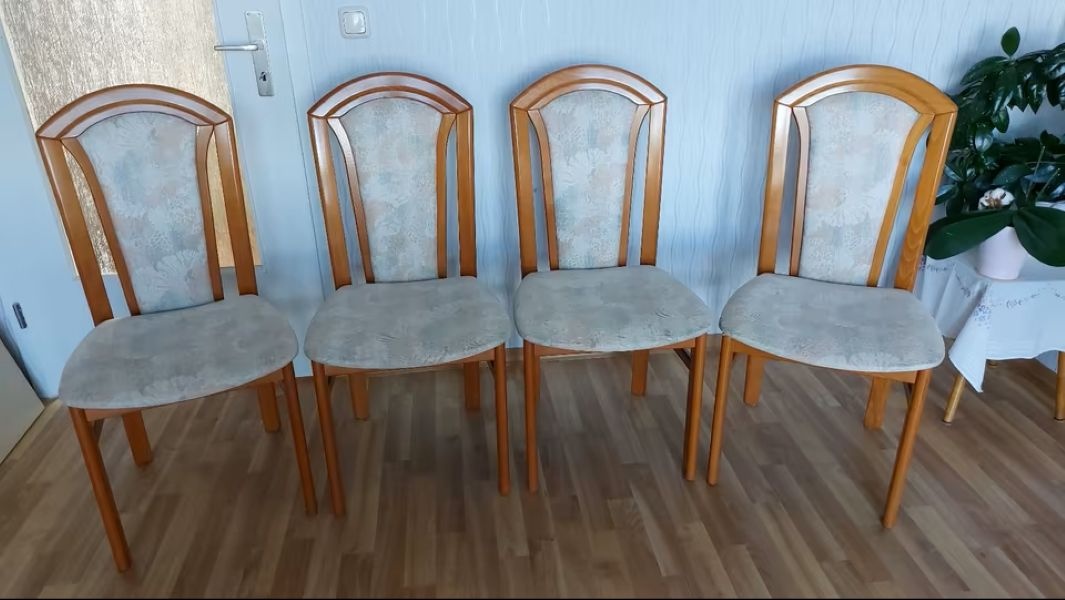 Židle jídelní masivní 4 ks - pěkný stav