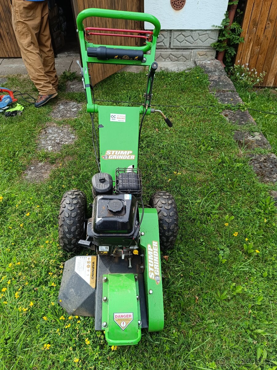 Pařezová fréza Briggs & Stratton XR 950 – plně funkční