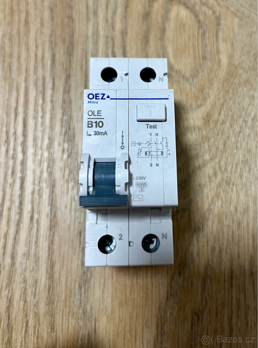 Proudový chránič s jističem OEZ, OLE B10
