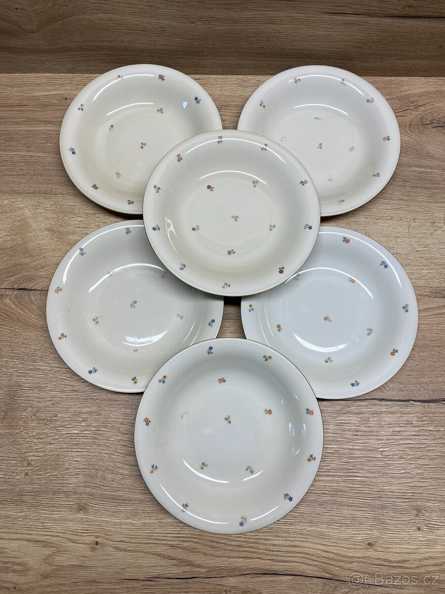 talíře staré malované talíře československé staré nádobí