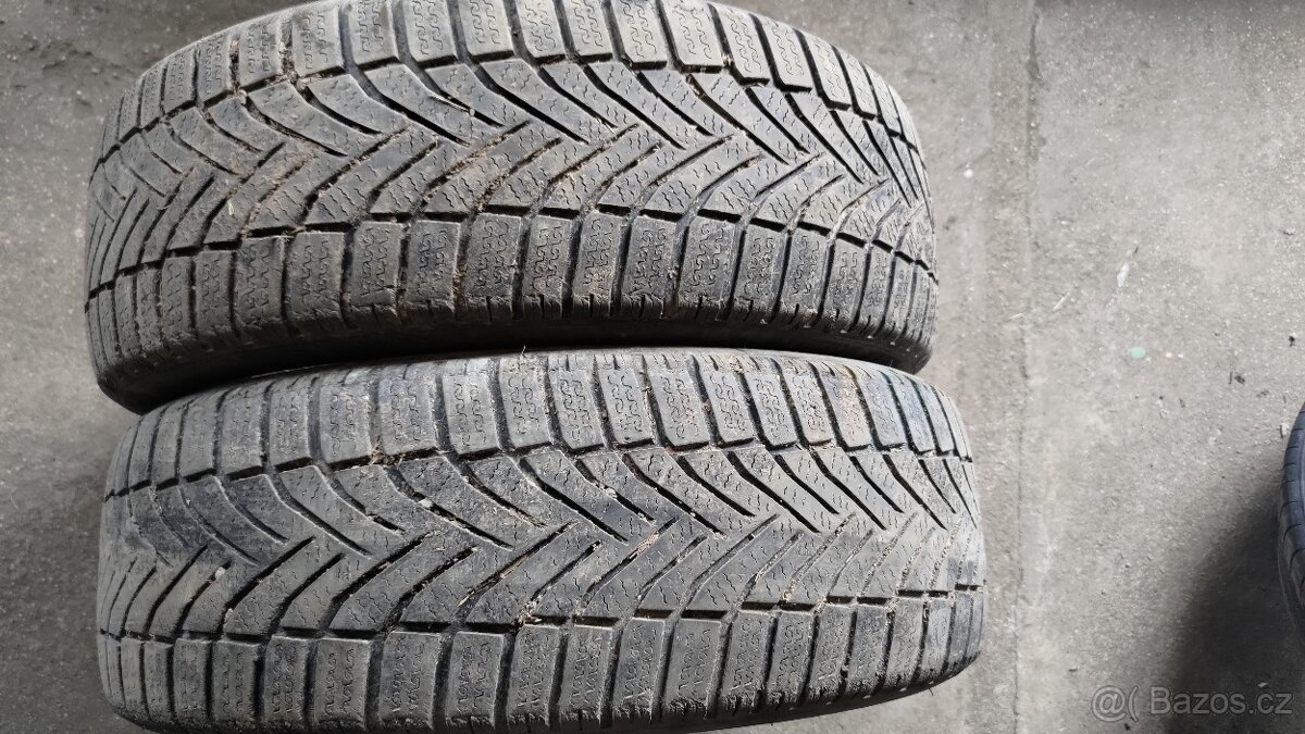 215/55/17 - FALKEN Eurowinter HS02 - zimni pneu 7-8mm