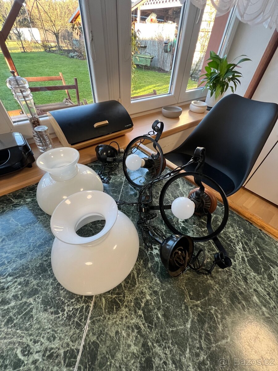 2x závěsné světlo victoria