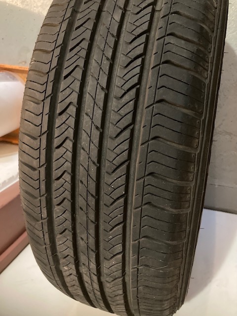 Pneumatiky Maxxis Bravo HP-M3 – 215/55 R17 94V M+S