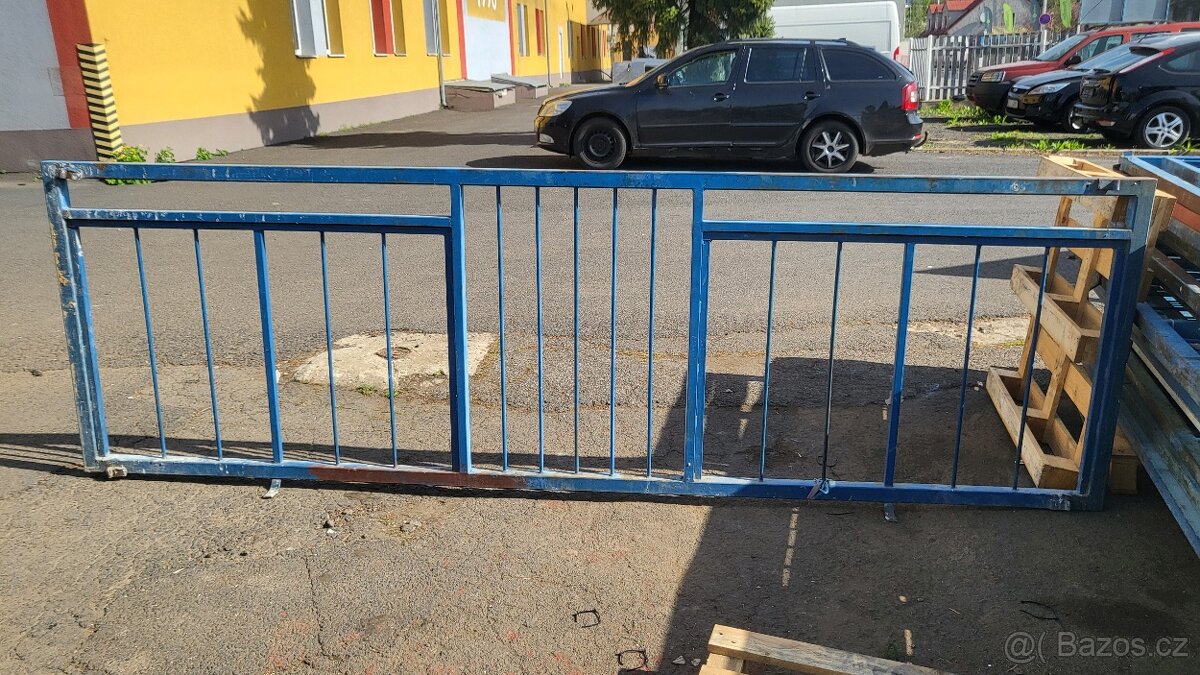 Plotové dilce