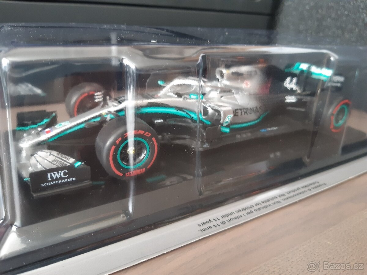 modely F1   1:24   Premium Collectibles