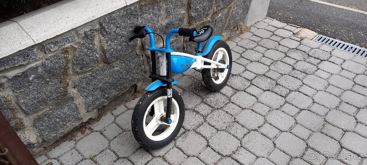 Dětské odrážedlo