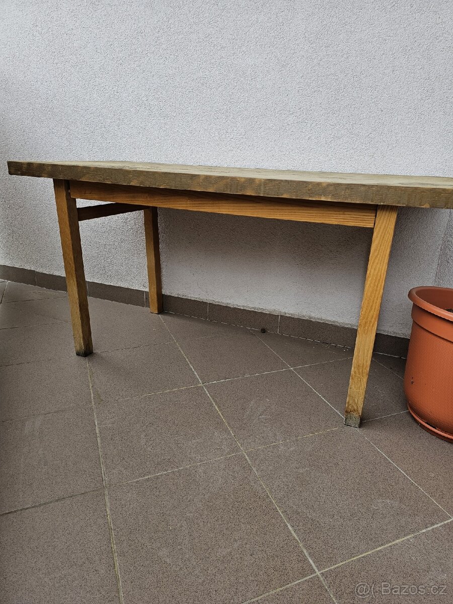 Stůl za odvoz